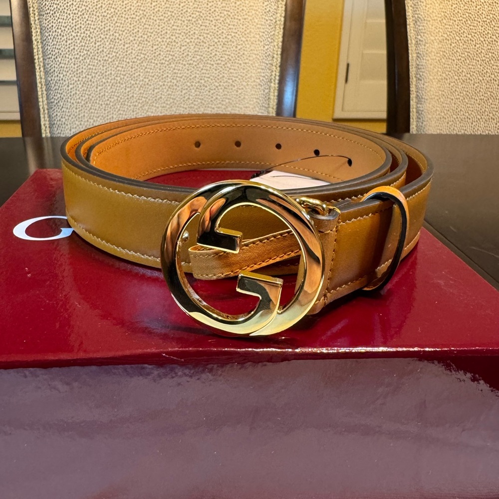 New Gucci GG Logo Buckle Brown Belt Size 48 / 120 cm Fits a Waist 44 - 48